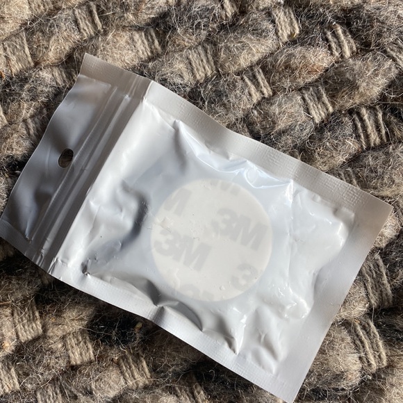 Brand New Alphalete Pop Socket - Picture 2 of 2